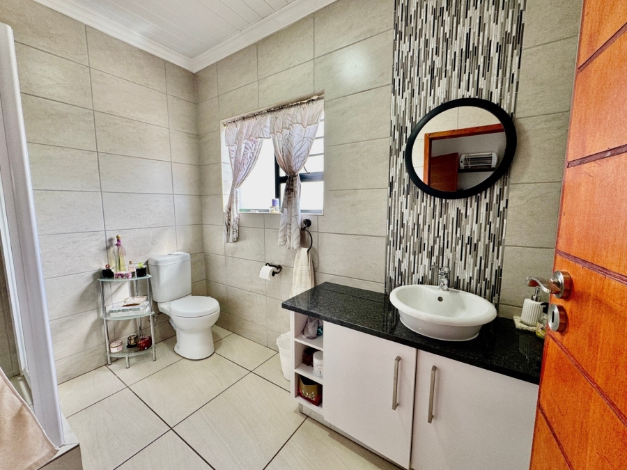3 Bedroom Property for Sale in Lifestyle Estate North West